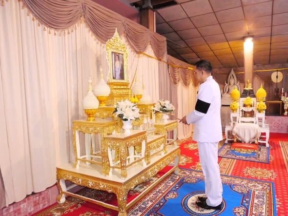 เมื่อวันศุกร์ที่ 7 พฤศจิกายน 2568 เวลา 17.00 น. นายวัชรินทร์  ขวานบุตร รองนายกเทศมนตรีตำบลย่านดินแดง ร่วมพิธีบำเพ็ญกุศลปัณรสมวาร 15 วัน เพื่ออุทิศถวายเป็นพระราชกุศล สมเด็จพระนางเจ้าสิริกิติ์ พระบรมราชชนนีพันปีหลวง ณ วัดควนนิยมราษฎร์รังสฤษฏ์ ตำบลสินปุน อำเอภพระแสง จังหวัดสุราษฎร์ธานี